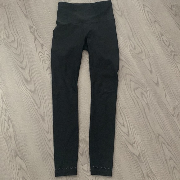 Lululemon Zoned In Tights 27” - Picture 3 of 5